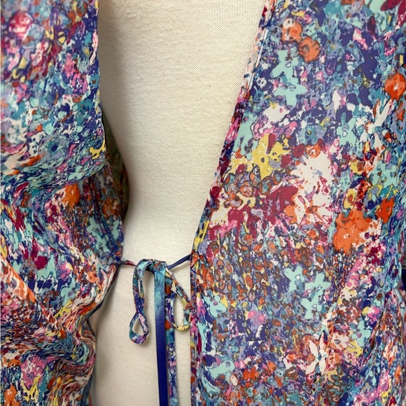 In Bloom Colorful Lace Trim Wrap Robe - Picture 6 of 11